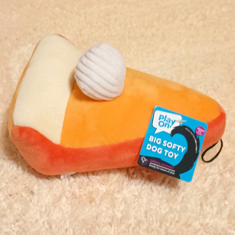 NWT ~   Play On Dog Toy, Plush Pumpkin Pie Slice